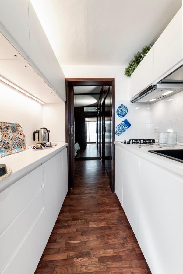 Mikka Studios: Luxury Apartment Bari Ngoại thất bức ảnh