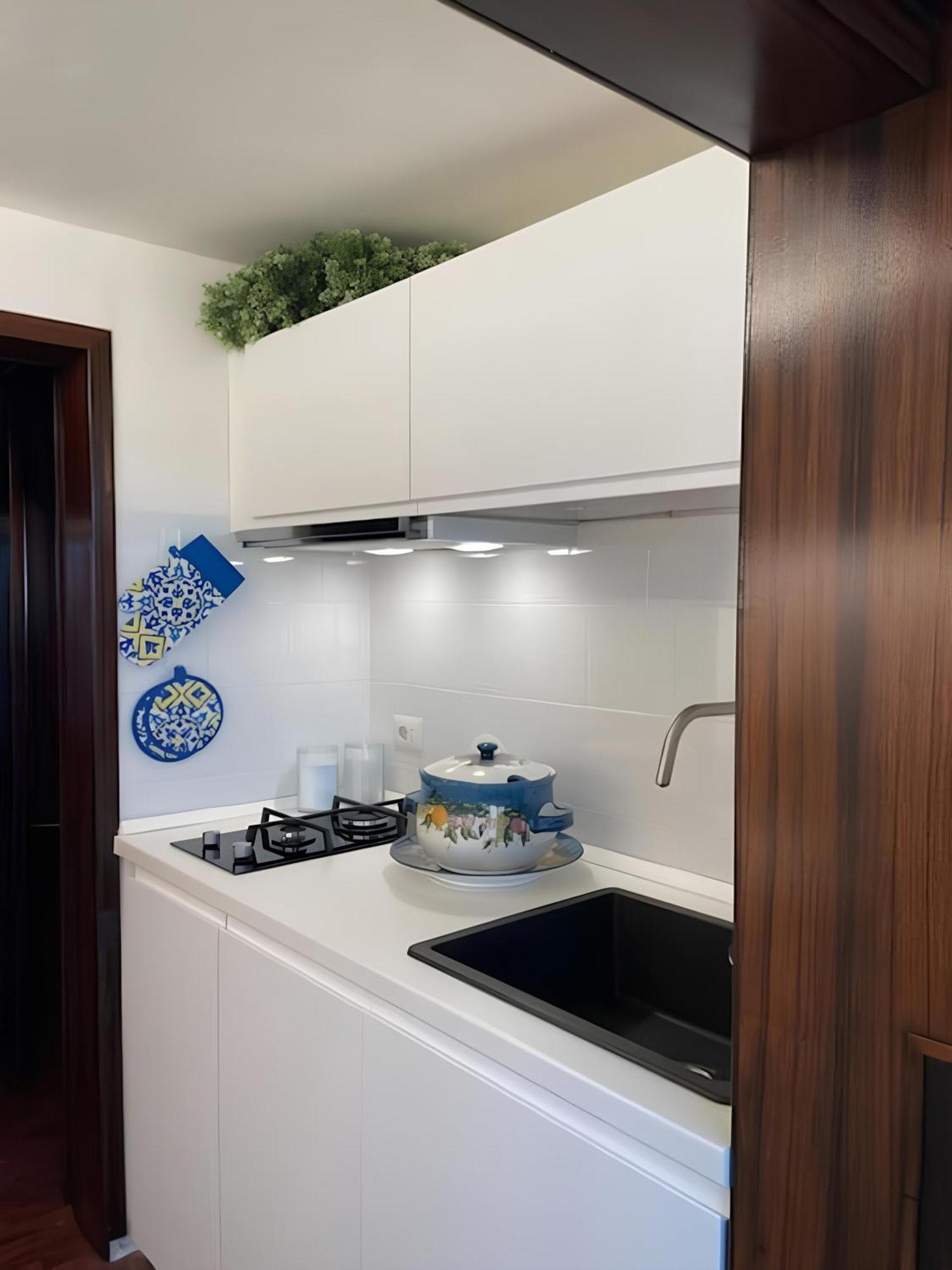 Mikka Studios: Luxury Apartment Bari Ngoại thất bức ảnh